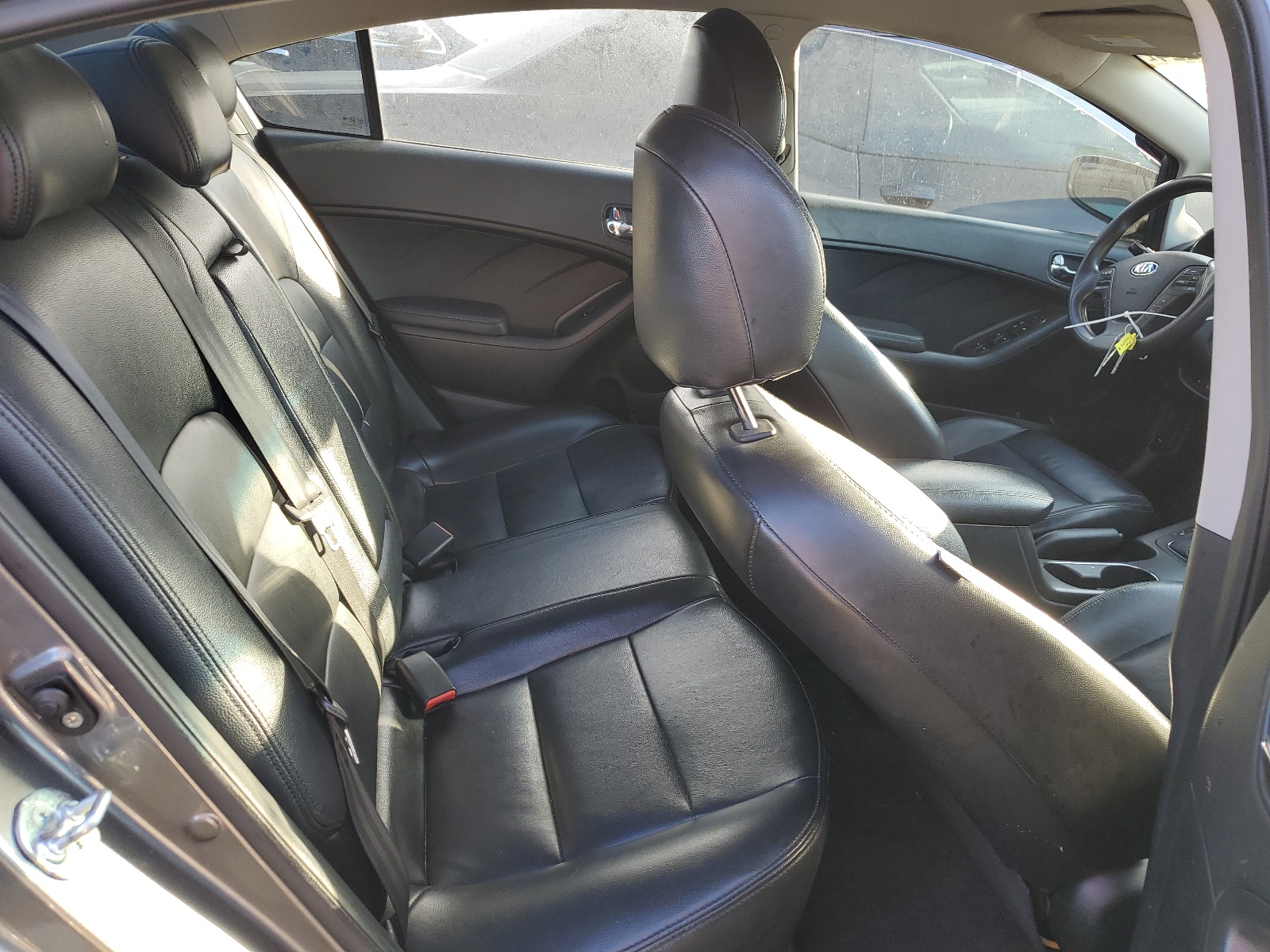 KNAFX4A67G5508105 2016 Kia Forte Lx