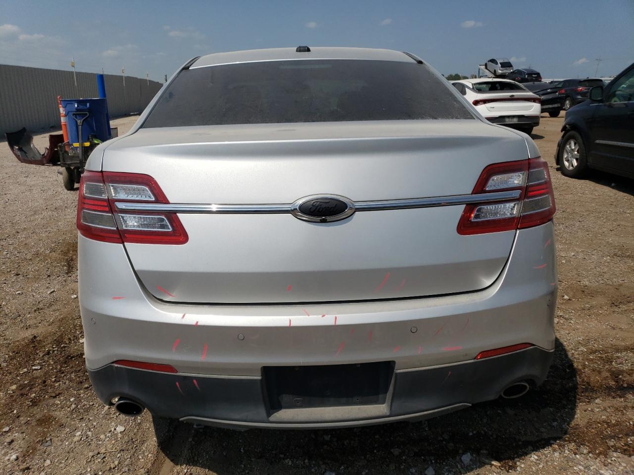 1FAHP2F80FG102699 2015 Ford Taurus Limited