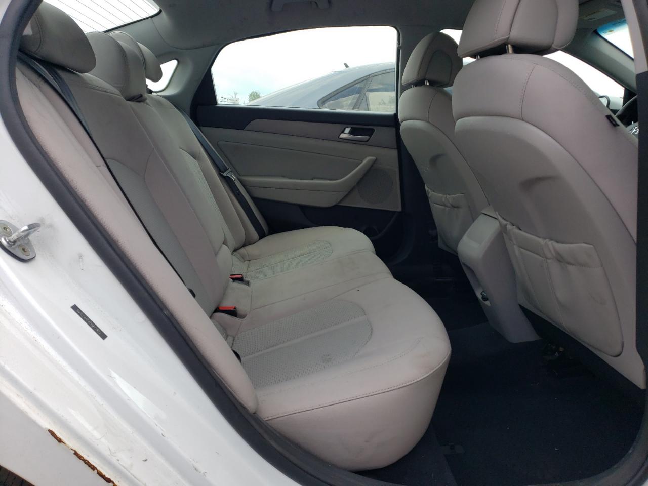 2015 Hyundai Sonata Se VIN: 5NPE24AF4FH215922 Lot: 61818814