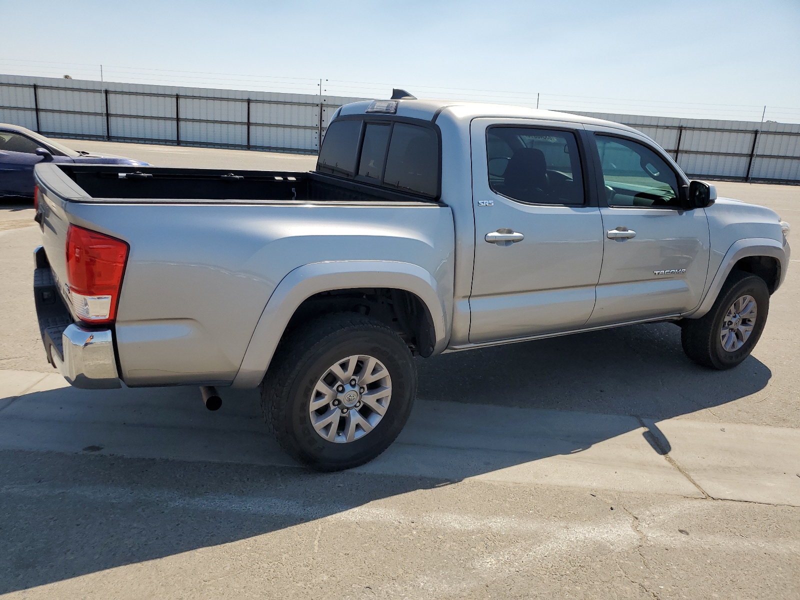 2016 Toyota Tacoma Double Cab vin: 3TMAZ5CN1GM009750