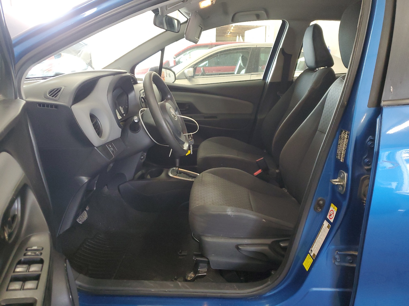 VNKKTUD32FA040473 2015 Toyota Yaris