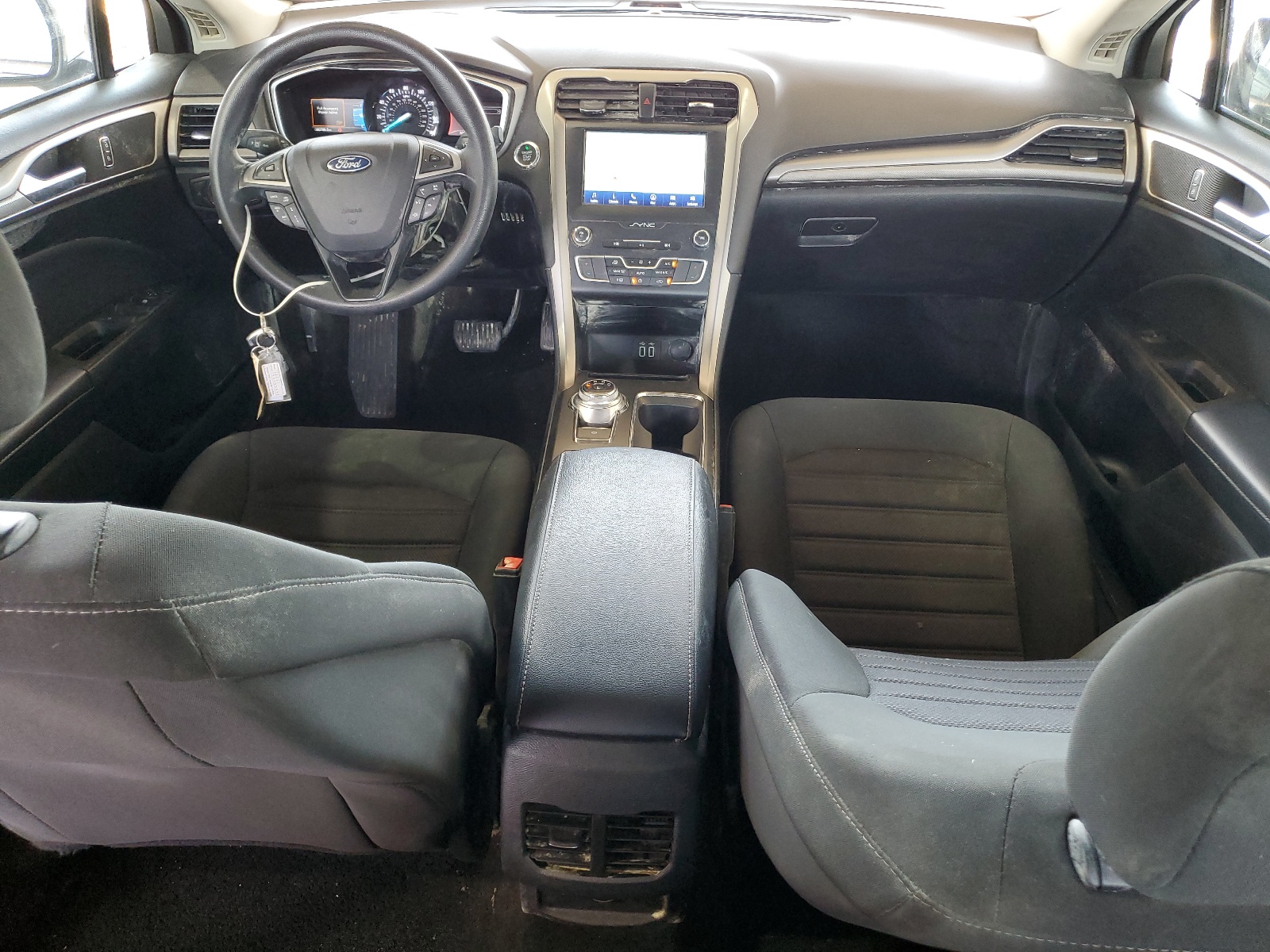 3FA6P0HD8LR114772 2020 Ford Fusion Se