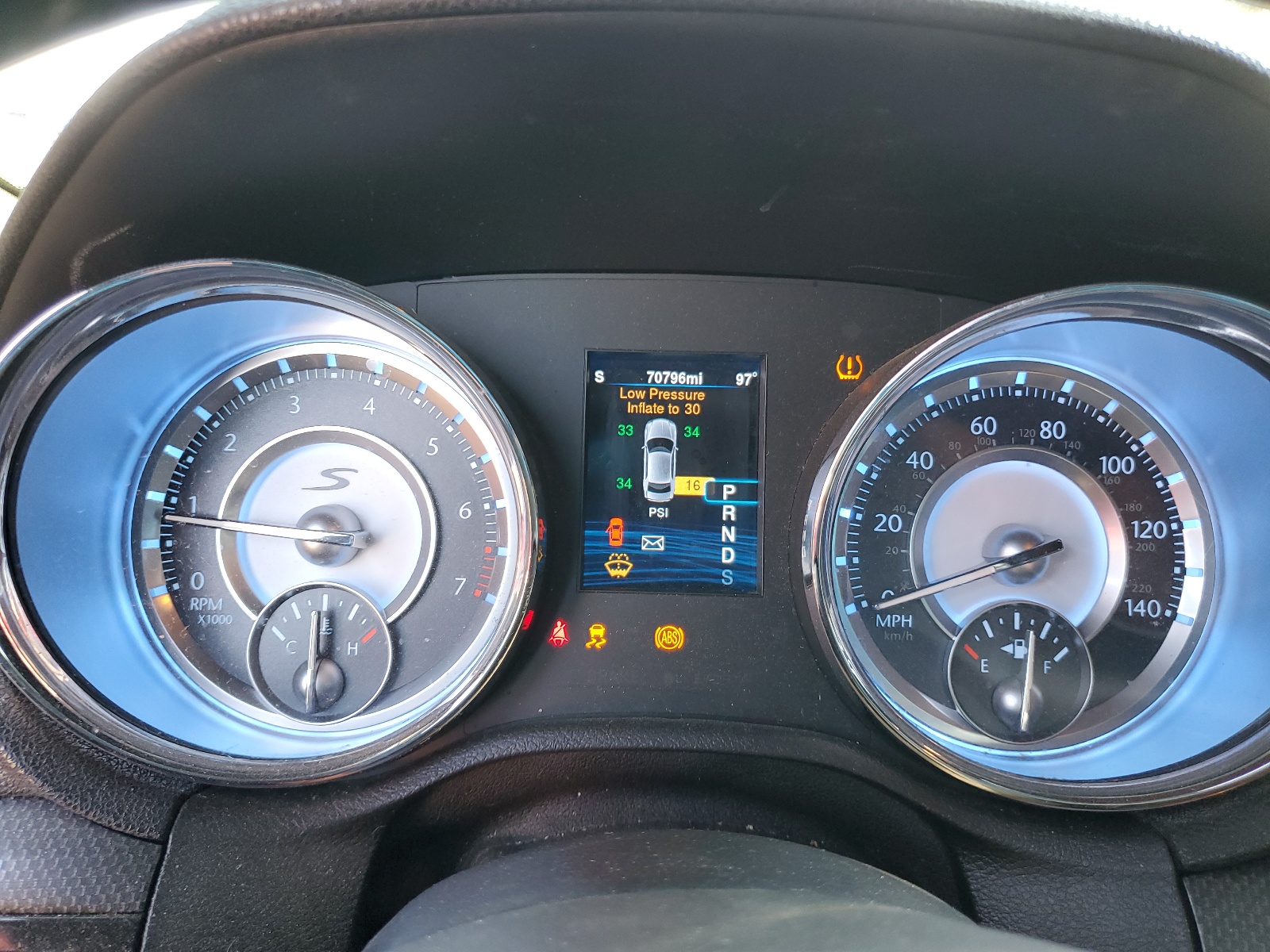 2C3CCAGG0EH356145 2014 Chrysler 300 S