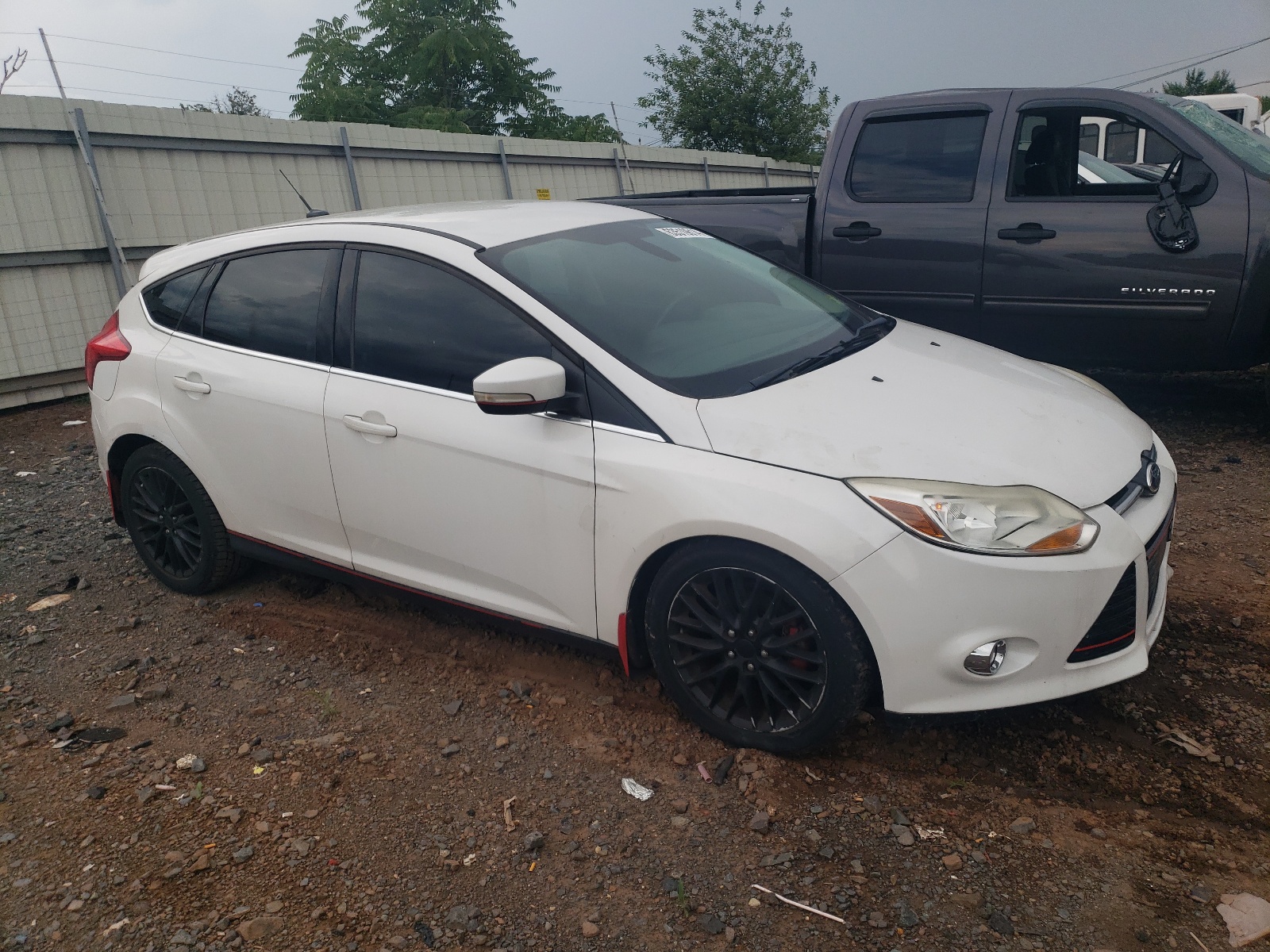 2012 Ford Focus Sel vin: 1FAHP3M2XCL377326