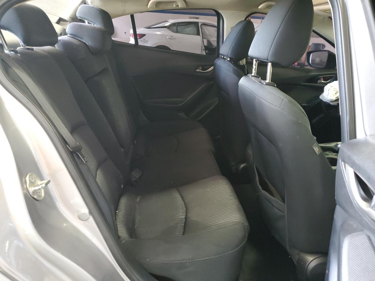 2016 Mazda 3 Sport VIN: JM1BM1U73G1323635 Lot: 61657664