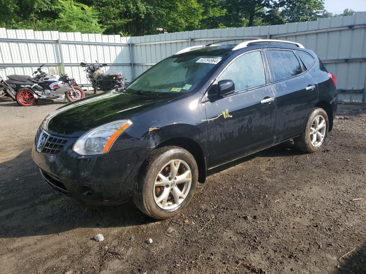 2010 Nissan Rogue - Image 1