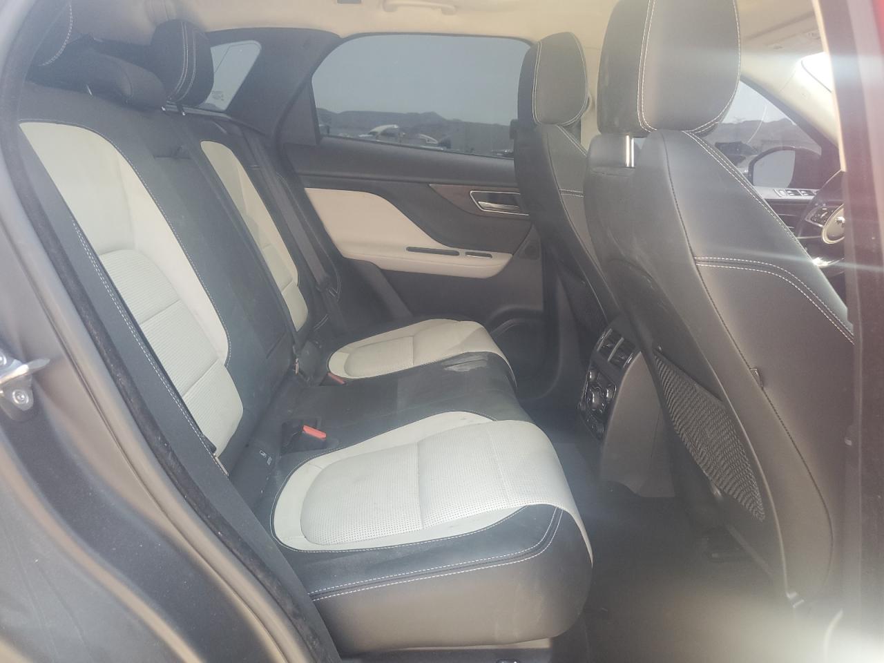 2017 Jaguar F-Pace R - Sport VIN: SADCL2BV1HA080850 Lot: 62911224