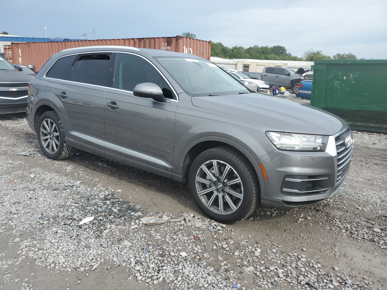 2017 Audi Q7 Premium Plus vin: WA1LAAF74HD039953