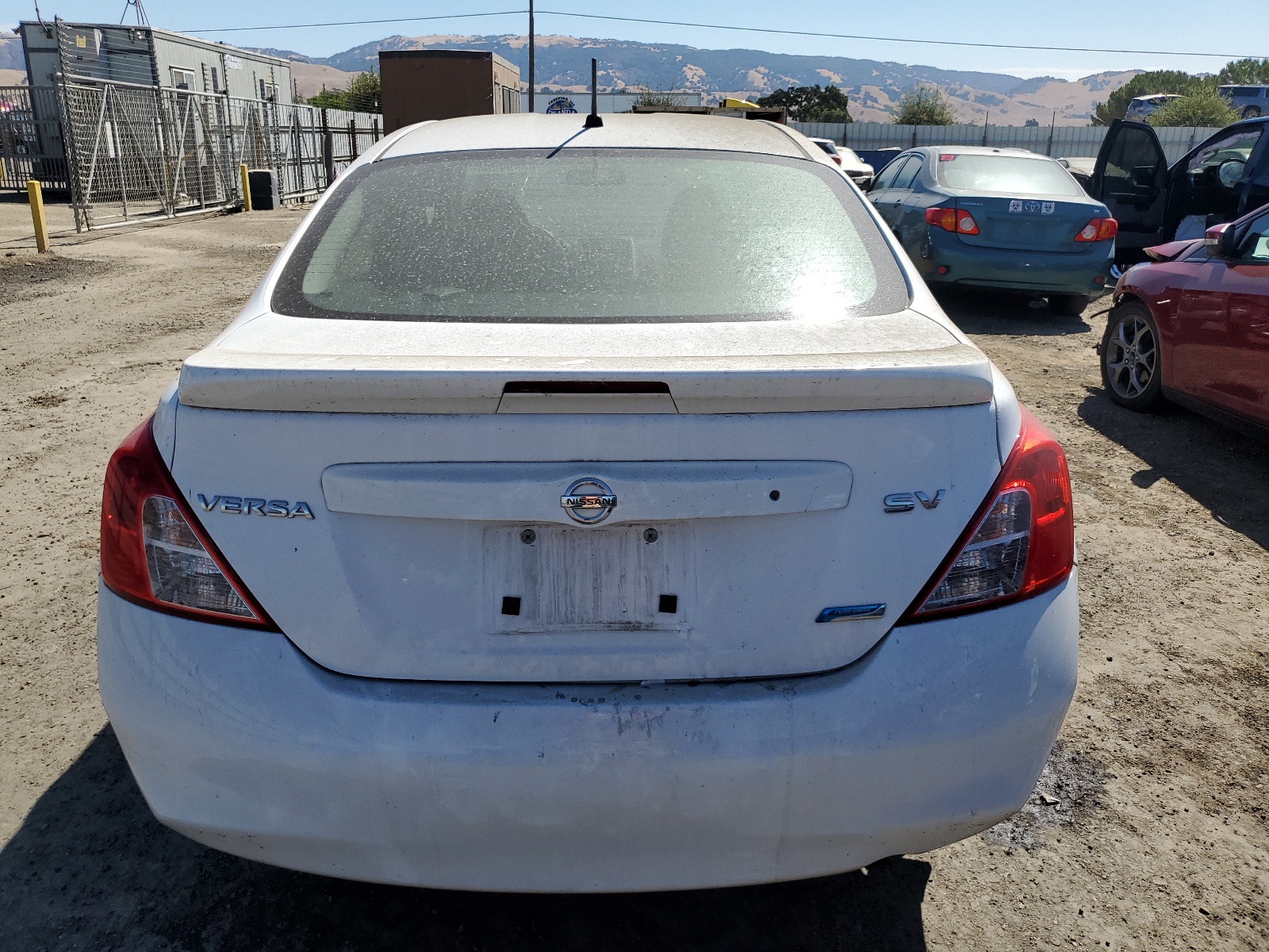 2013 Nissan Versa S vin: 3N1CN7AP7DL878121