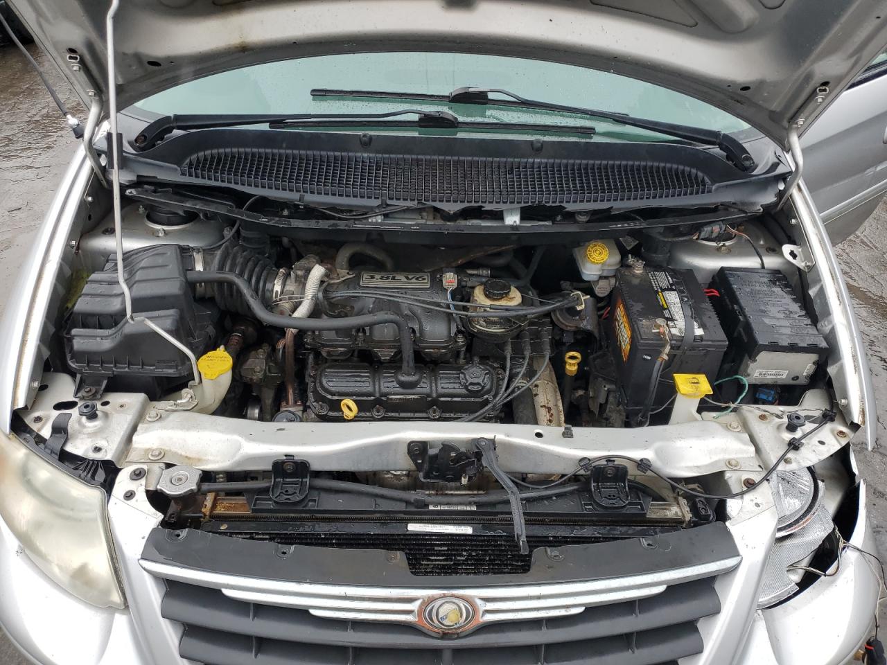 2007 Chrysler Town & Country Touring VIN: 2A4GP54L77R330790 Lot: 63692904