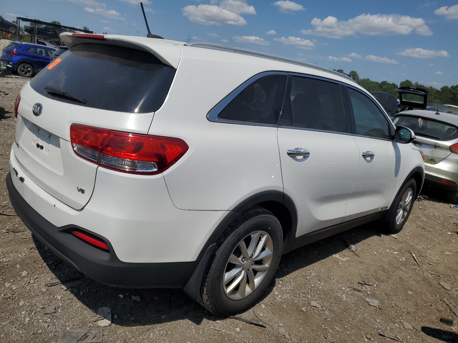 2016 Kia Sorento Lx vin: 5XYPGDA57GG095009