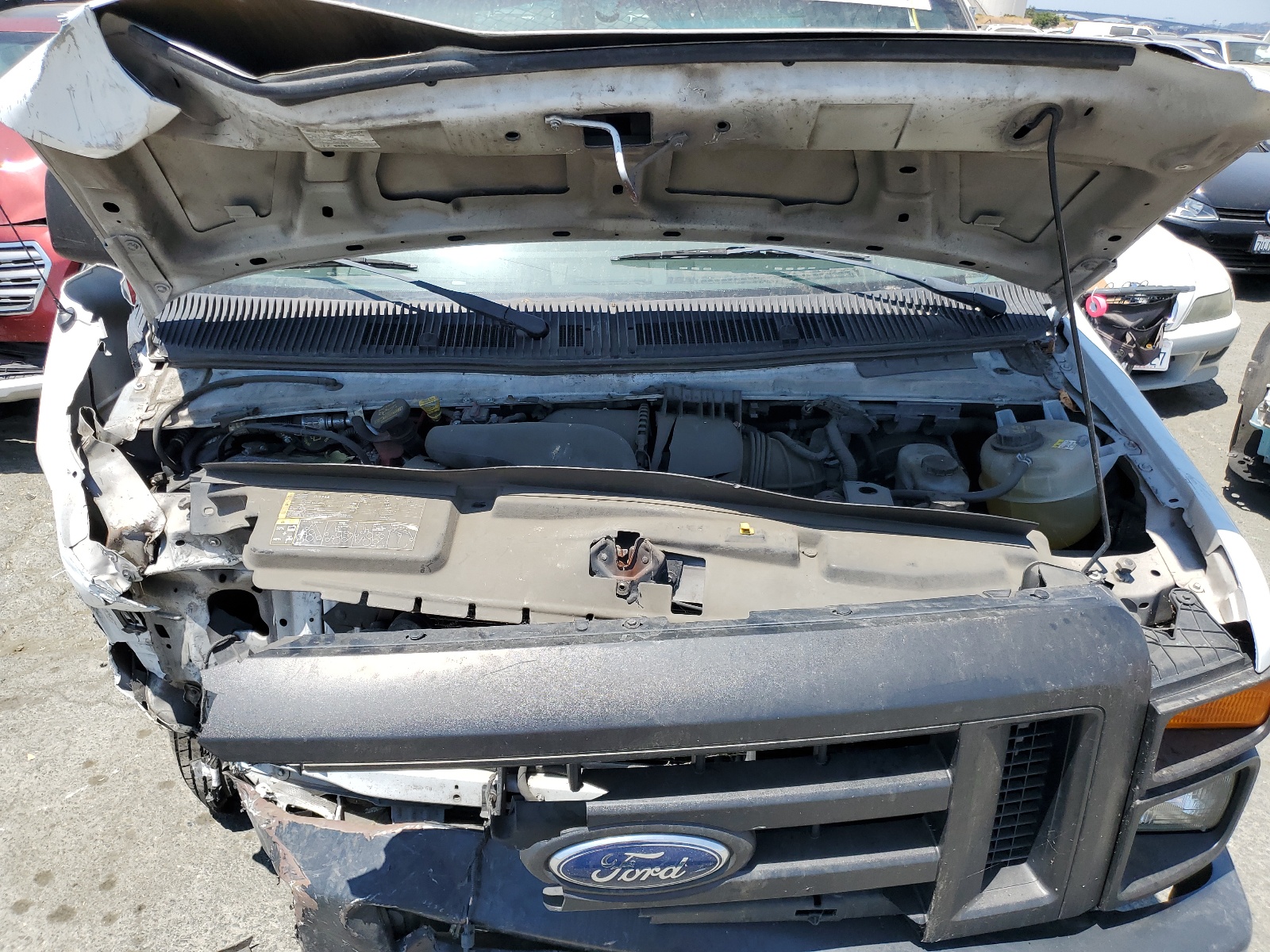 1FTNE2EW3BDA28418 2011 Ford Econoline E250 Van