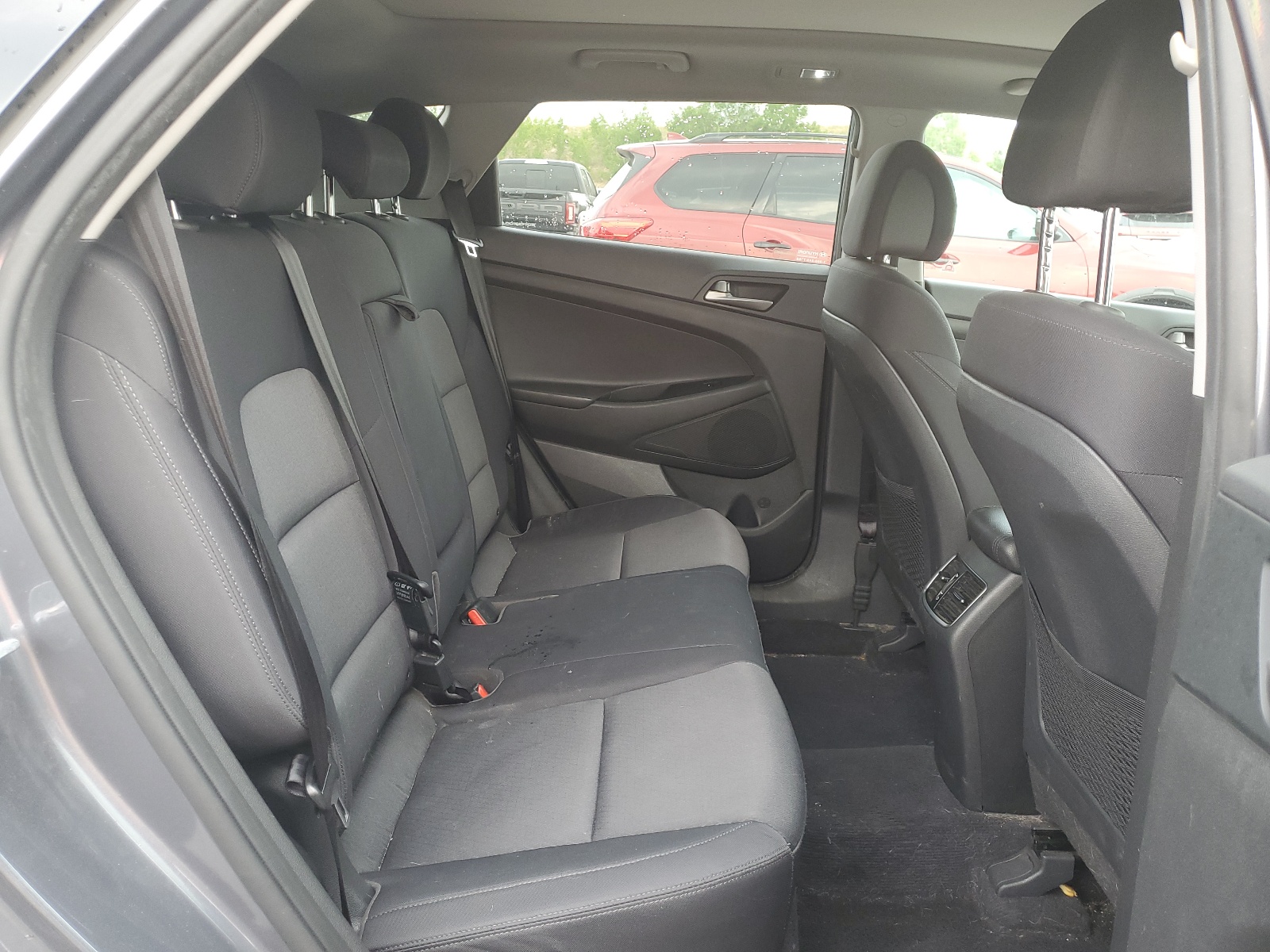 KM8J3CA28JU705695 2018 Hyundai Tucson Value