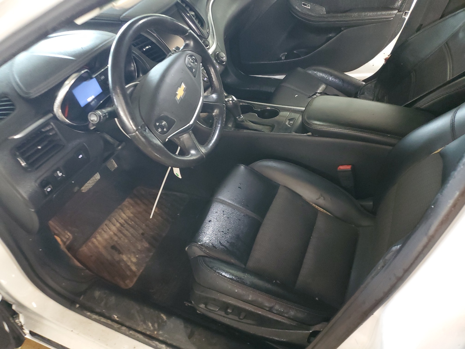 2G1105S33H9110477 2017 Chevrolet Impala Lt