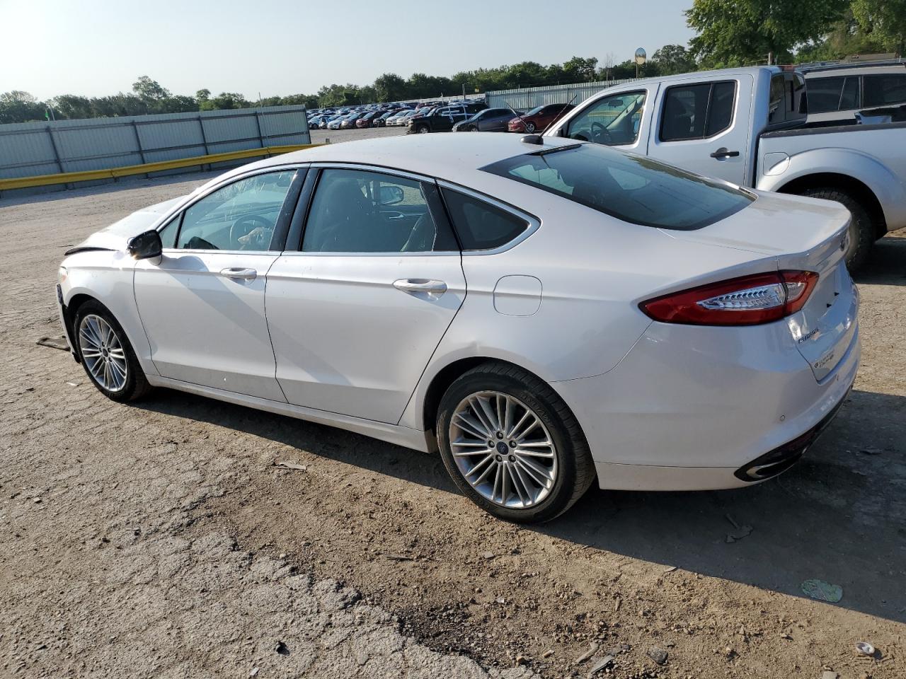 3FA6P0T92GR353940 2016 FORD FUSION - Image 2