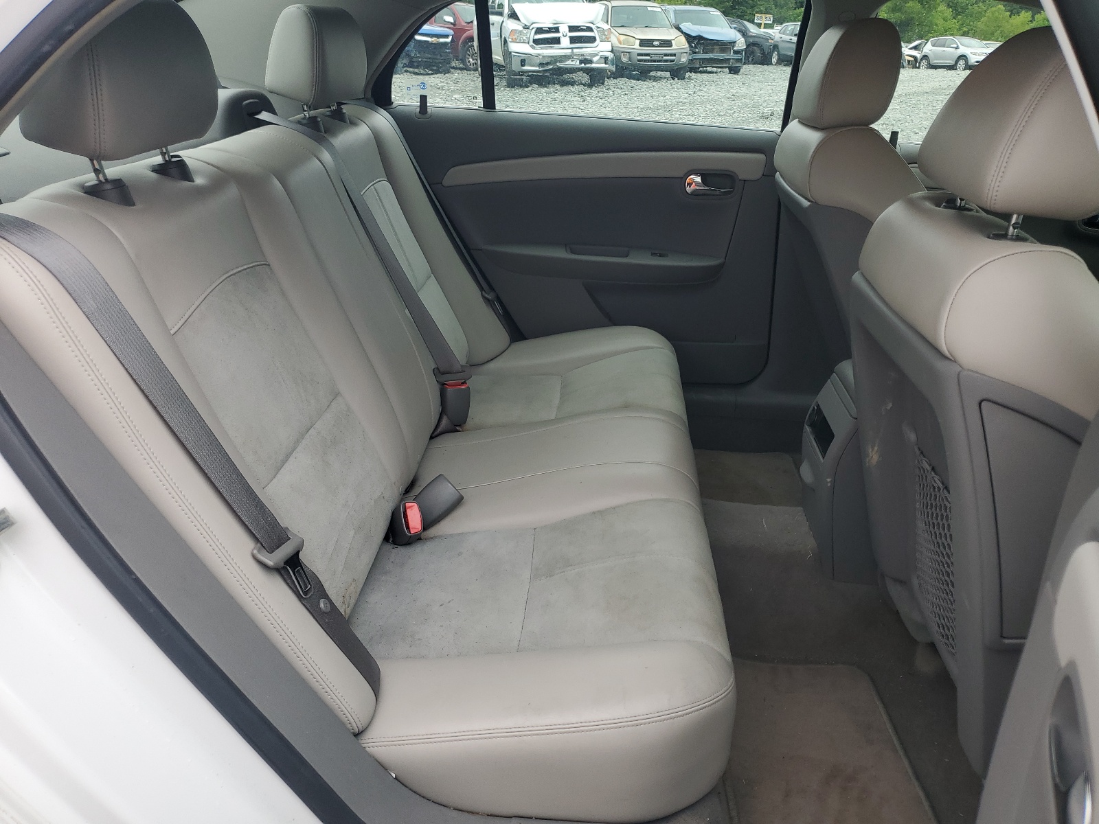 1G1ZJ57799F102646 2009 Chevrolet Malibu 2Lt