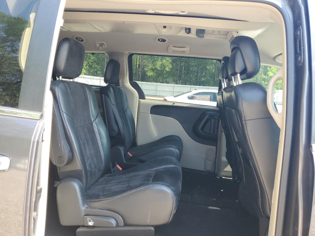 2014 Chrysler Town & Country Touring L VIN: 2C4RC1CG8ER412709 Lot: 62893994