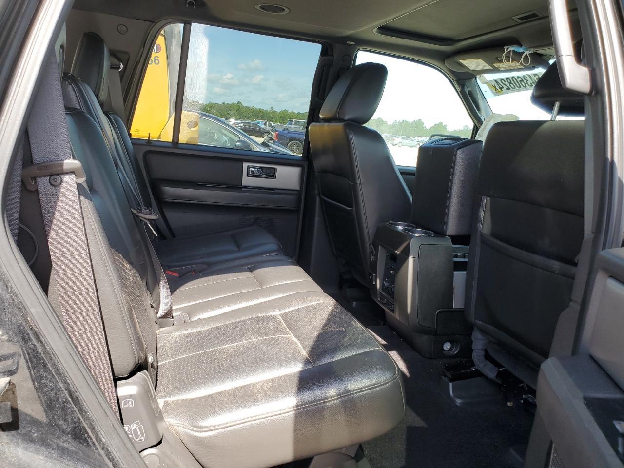 2011 Ford Expedition Limited VIN: 1FMJU1K52BEF02016 Lot: 64360824