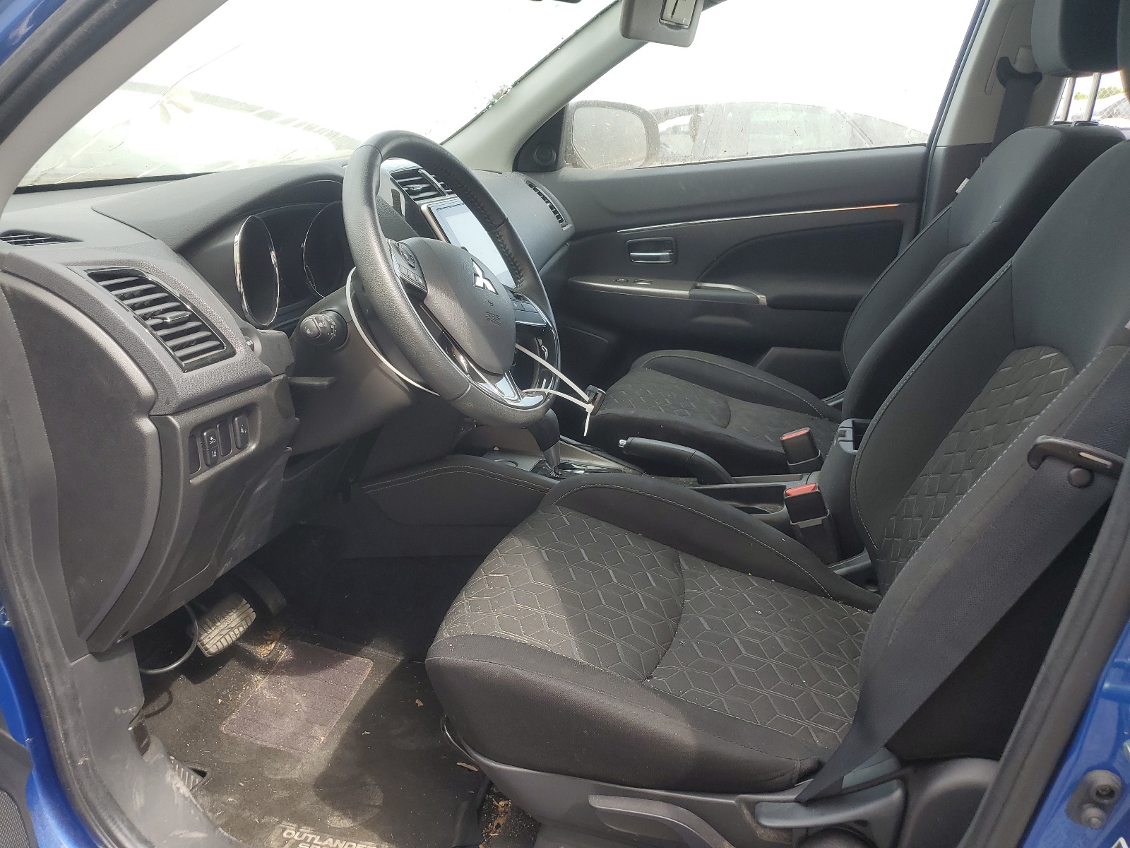 JA4APVAUXMU036429 2021 Mitsubishi Outlander Sport Se