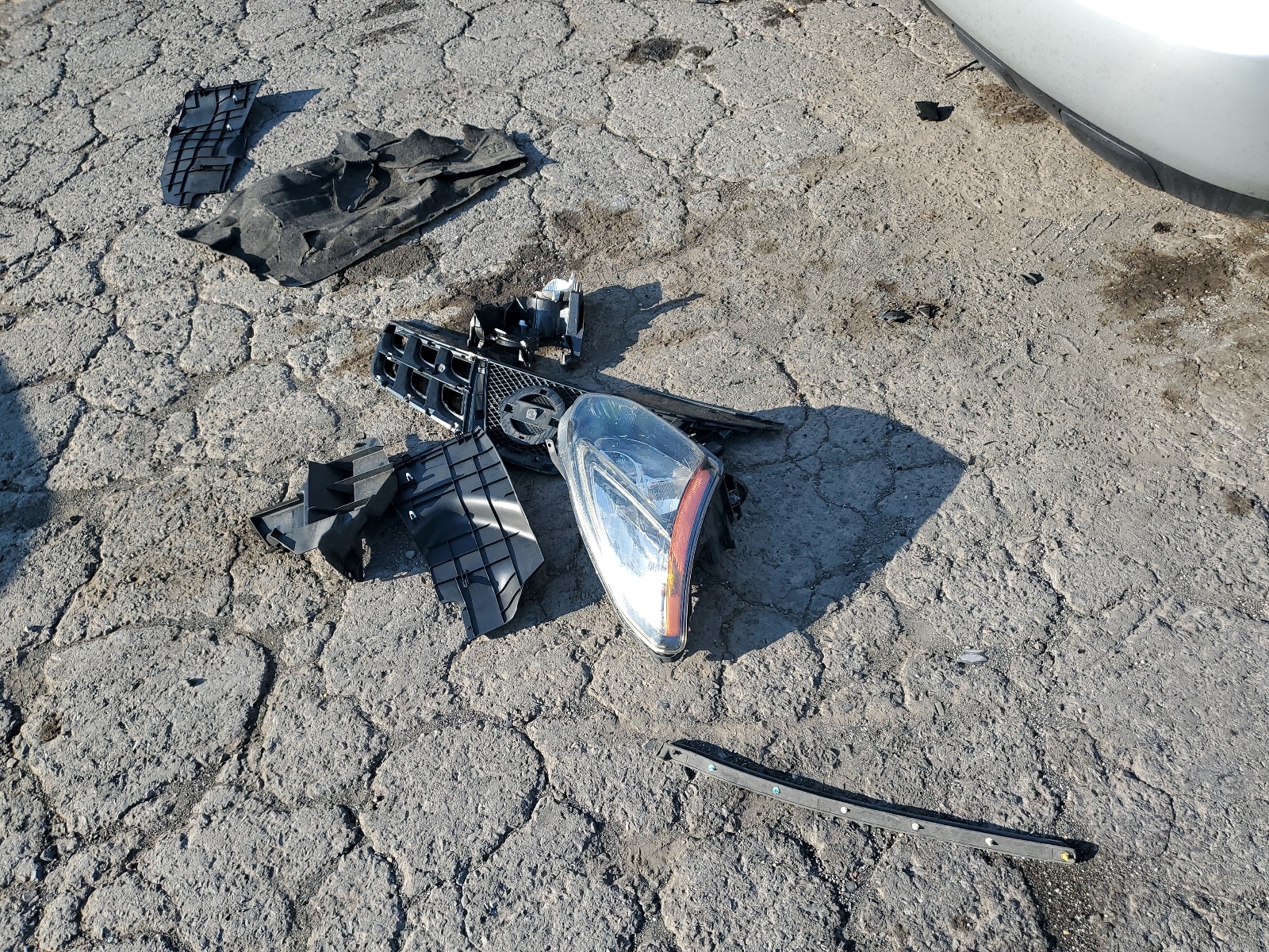 JN8AS5MV8FW761001 2015 Nissan Rogue Select S