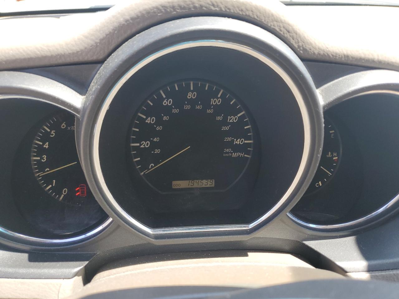 2004 Lexus Rx 330 VIN: 2T2HA31U54C002689 Lot: 62939944