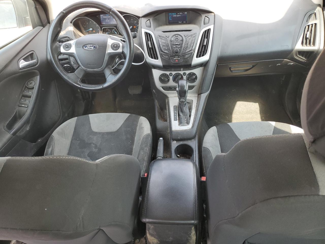 VIN 1FADP3F2XEL230695 2014 FORD FOCUS no.8