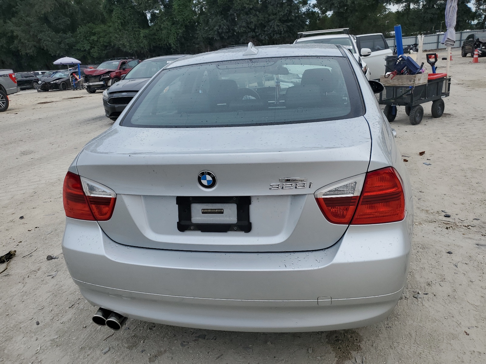 WBAVA37518NL48178 2008 BMW 328 I