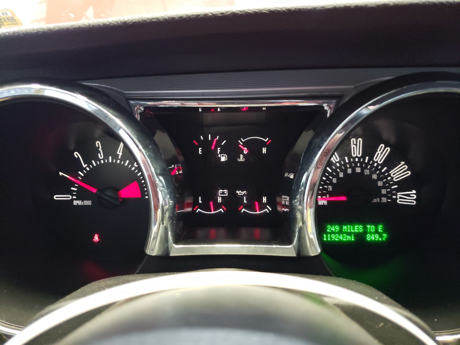 1ZVHT80N995130618 2009 Ford Mustang