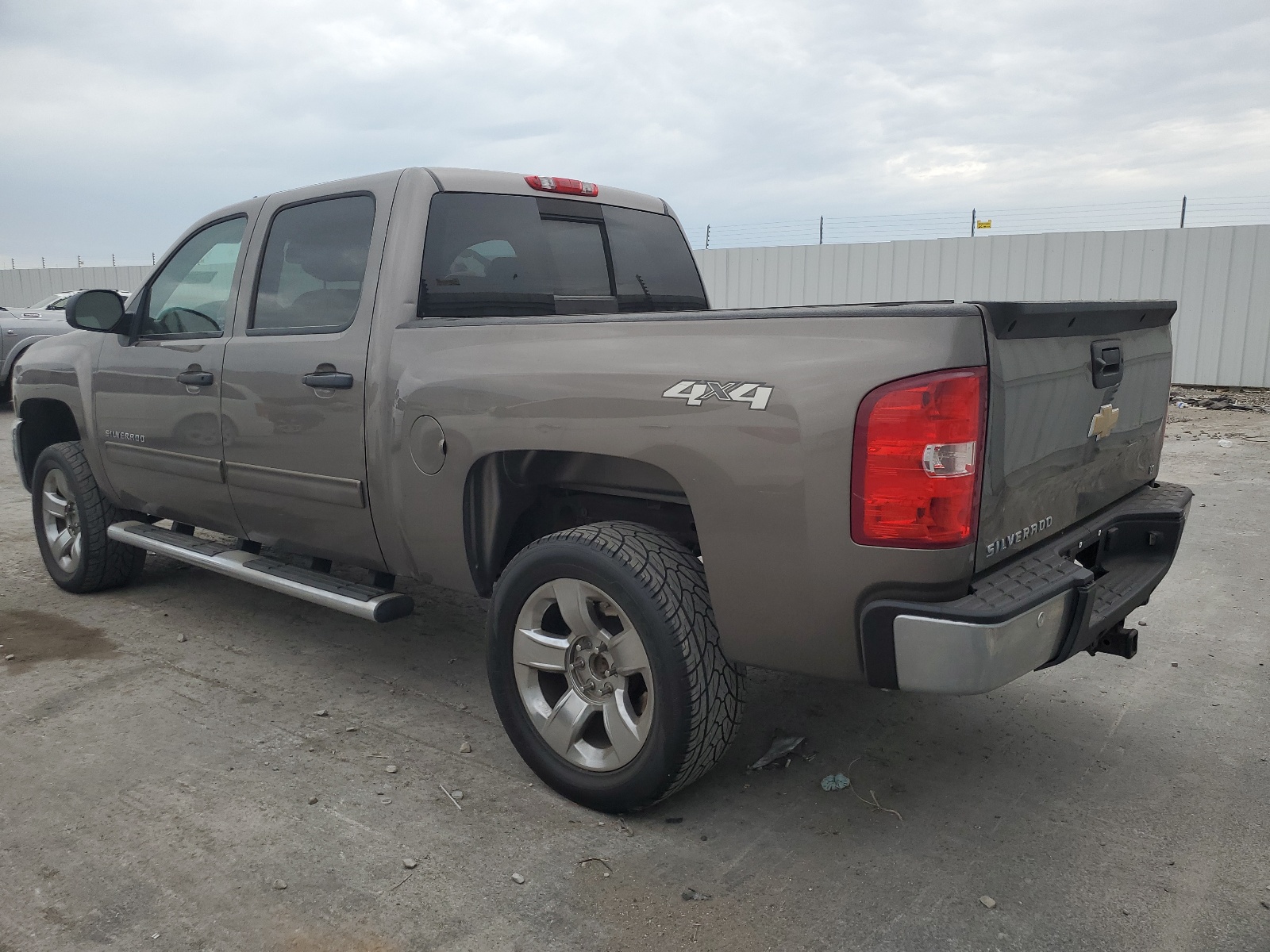 2013 Chevrolet Silverado K1500 Lt vin: 3GCUKSE21DG193665