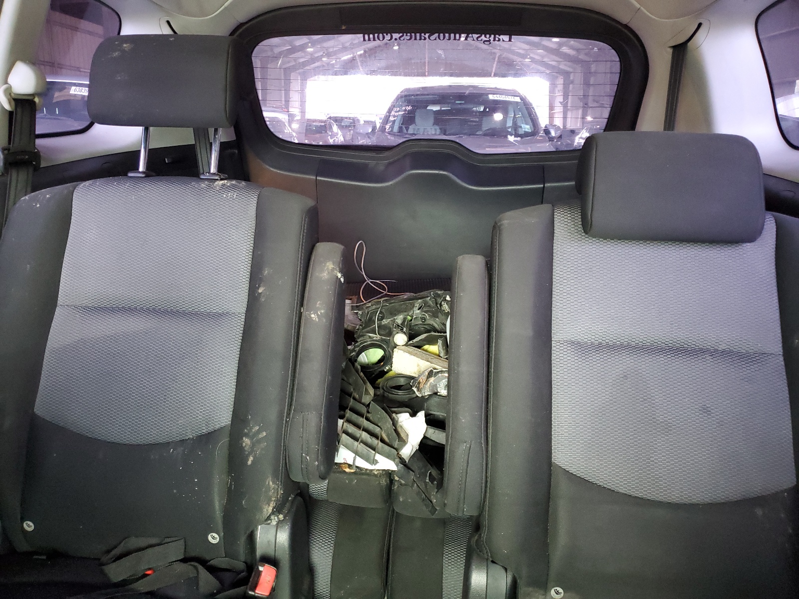 JM1CR293670157831 2007 Mazda 5