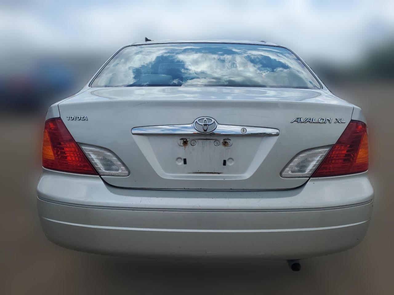 2002 Toyota Avalon Xl VIN: 4T1BF28B42U216384 Lot: 63087254