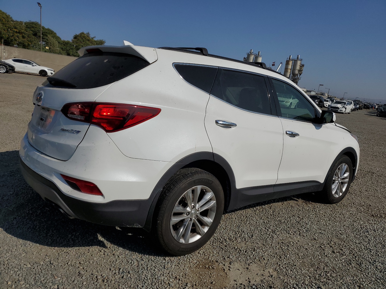 2018 Hyundai Santa Fe Sport vin: 5XYZU4LA0JG554836