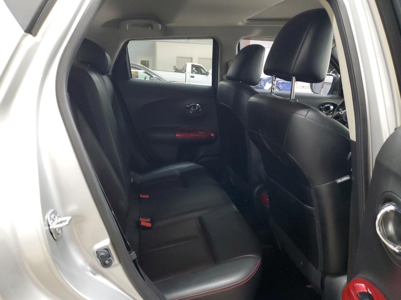 2015 Nissan Juke S VIN: JN8AF5MV8FT552654 Lot: 64931384