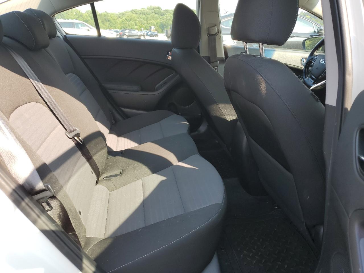 2017 Kia Forte Lx VIN: 3KPFL4A70HE128150 Lot: 63250474