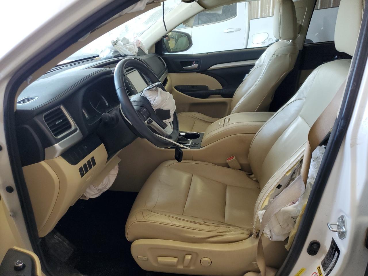 2015 Toyota Highlander Xle VIN: 5TDKKRFH3FS046058 Lot: 63610424