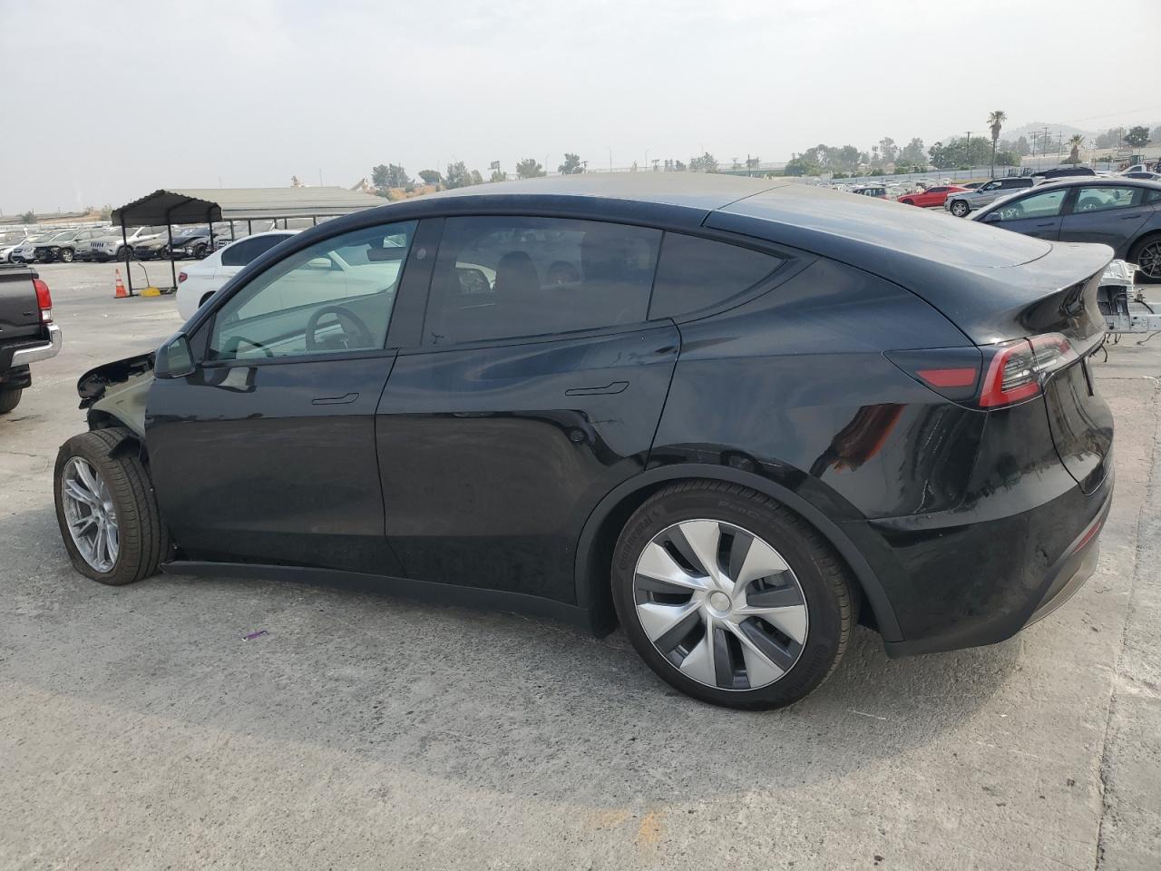 7SAYGAEE5PF894603 2023 TESLA MODEL Y - Image 2