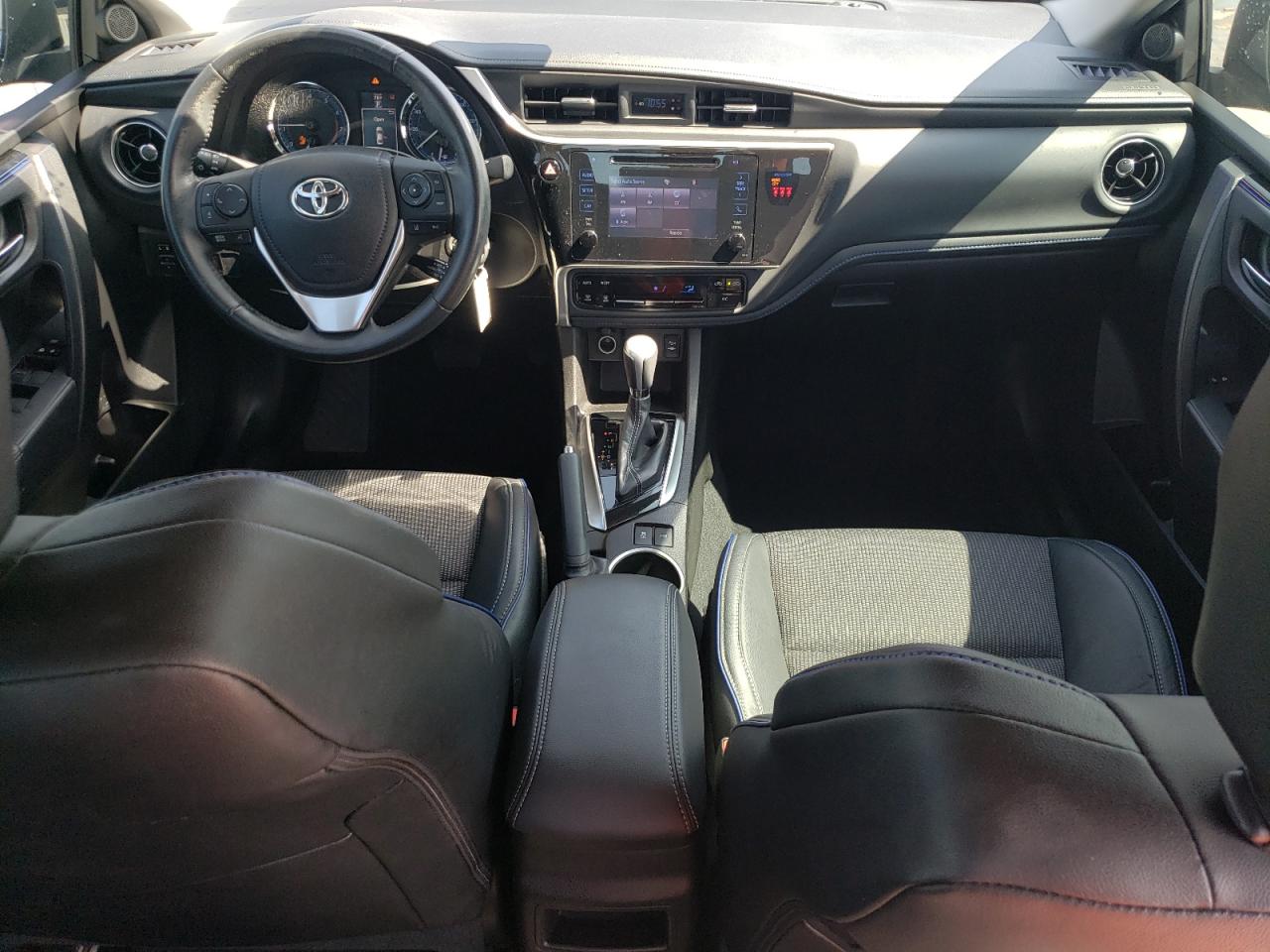 2018 Toyota Corolla L VIN: 5YFBURHE5JP842521 Lot: 59736984