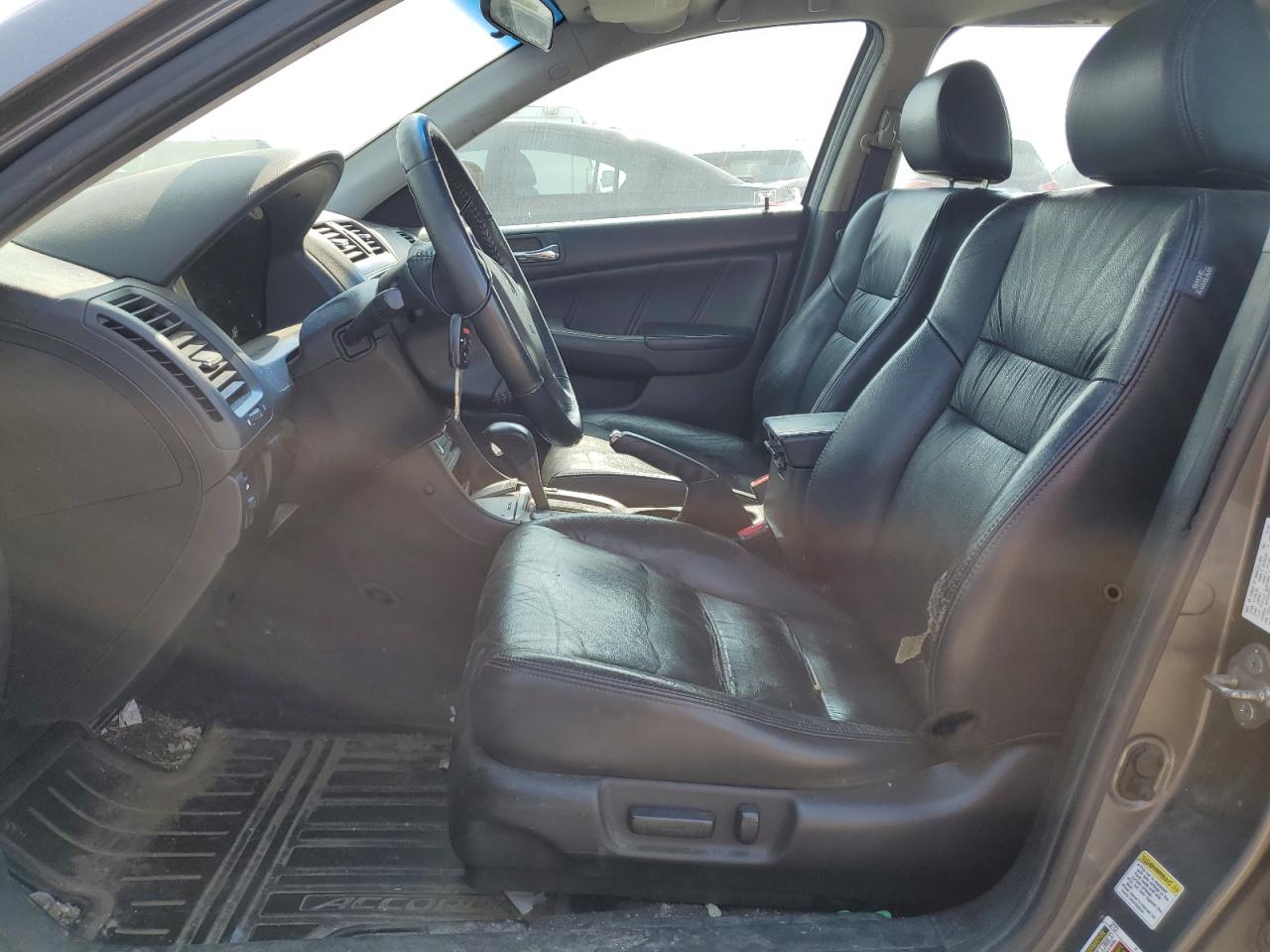 2006 Honda Accord Ex VIN: 1HGCM56806A053555 Lot: 63712834