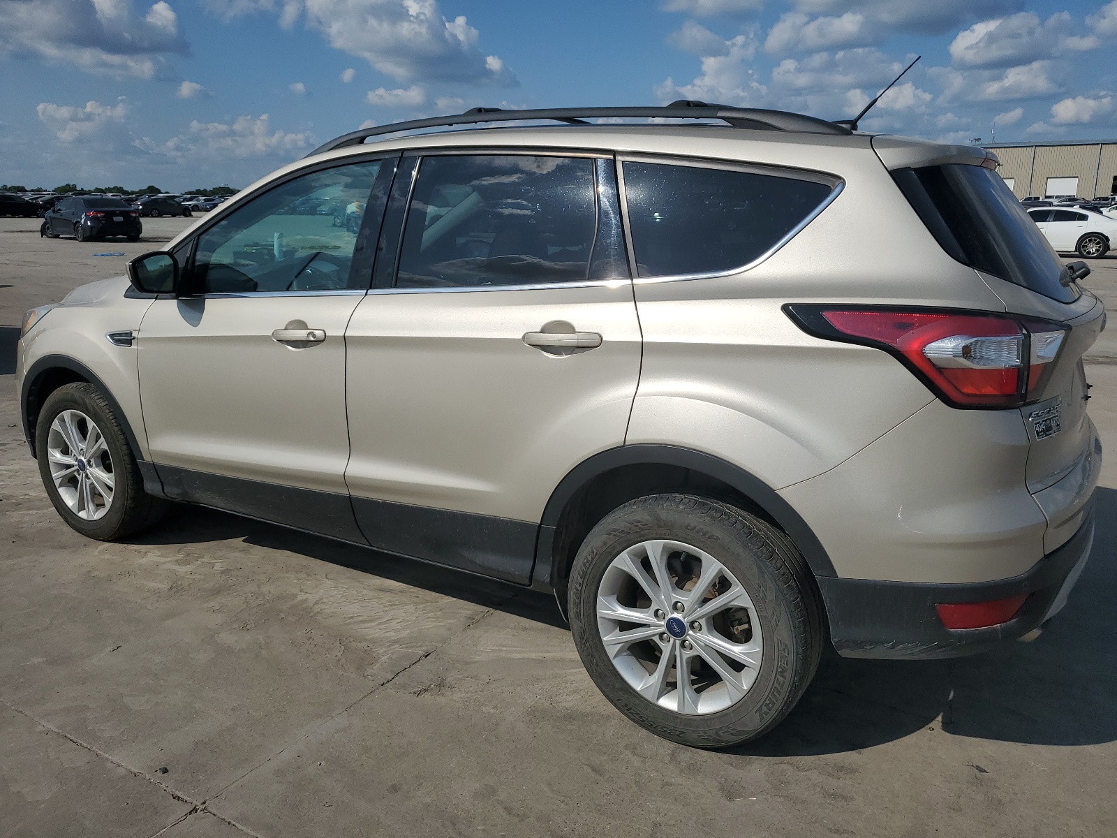 2017 Ford Escape Se vin: 1FMCU9GDXHUD30372