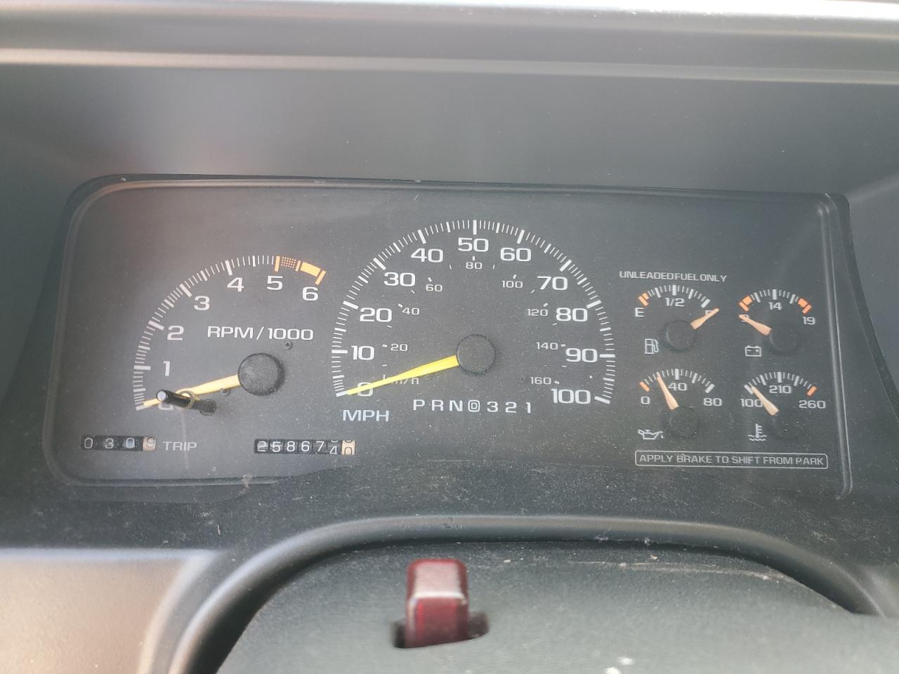 1996 Chevrolet Gmt-400 C1500 VIN: 2GCEC19R4T1220593 Lot: 63459024