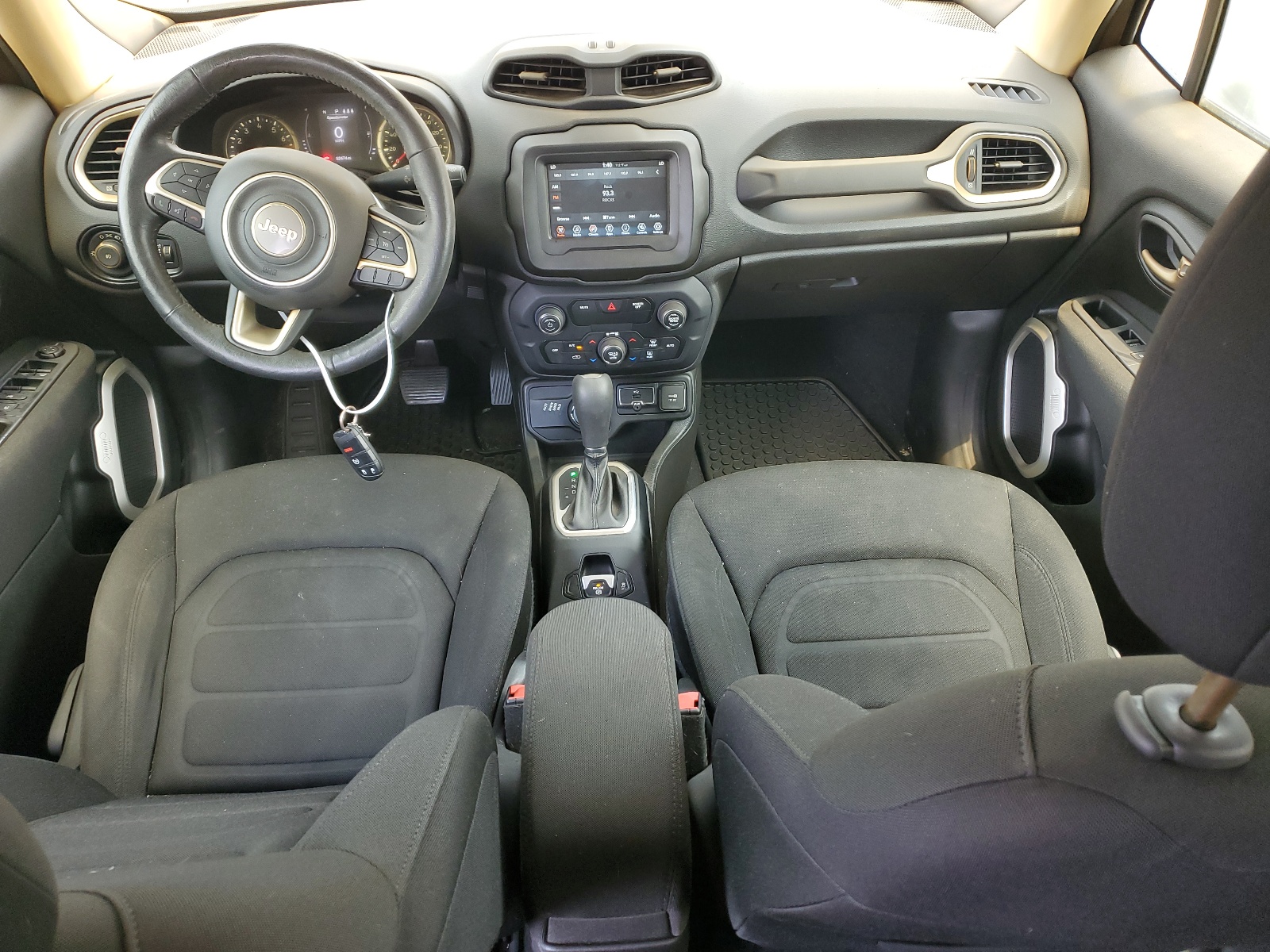 ZACNJBBB6KPK63066 2019 Jeep Renegade Latitude