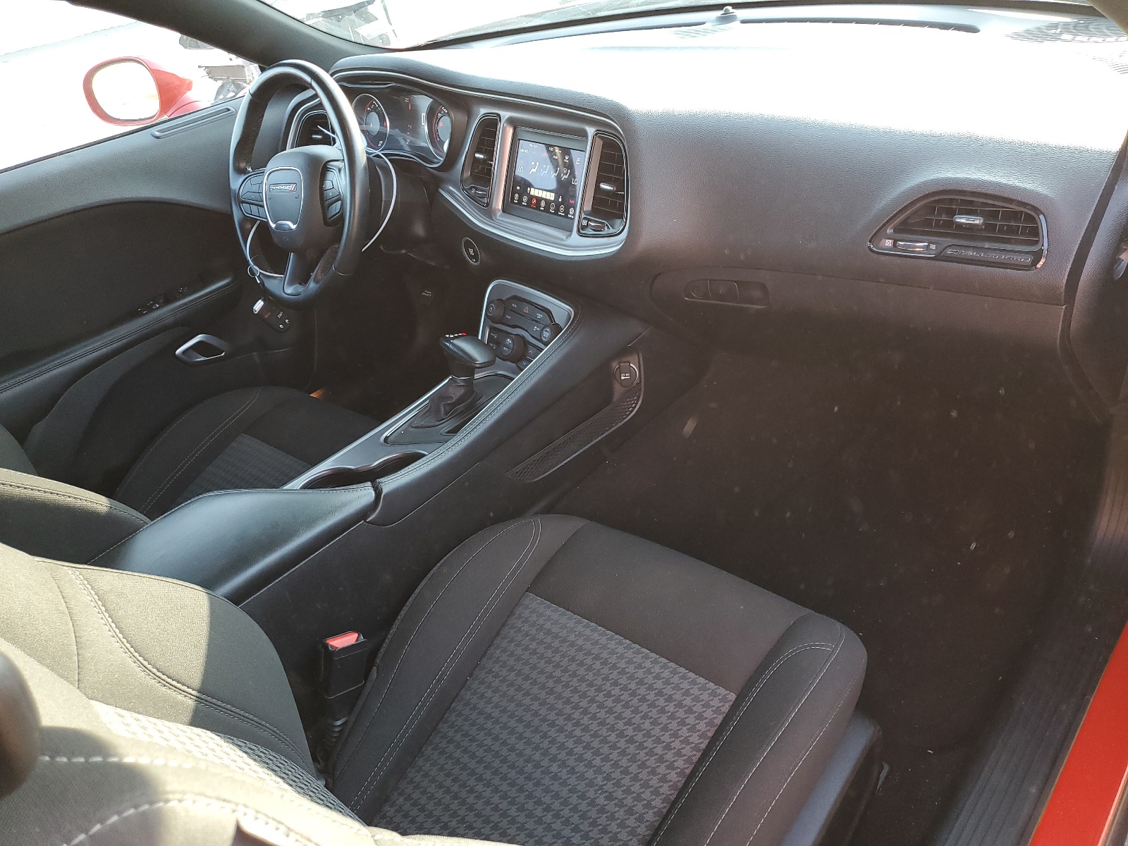 2C3CDZAG5NH261102 2022 Dodge Challenger Sxt