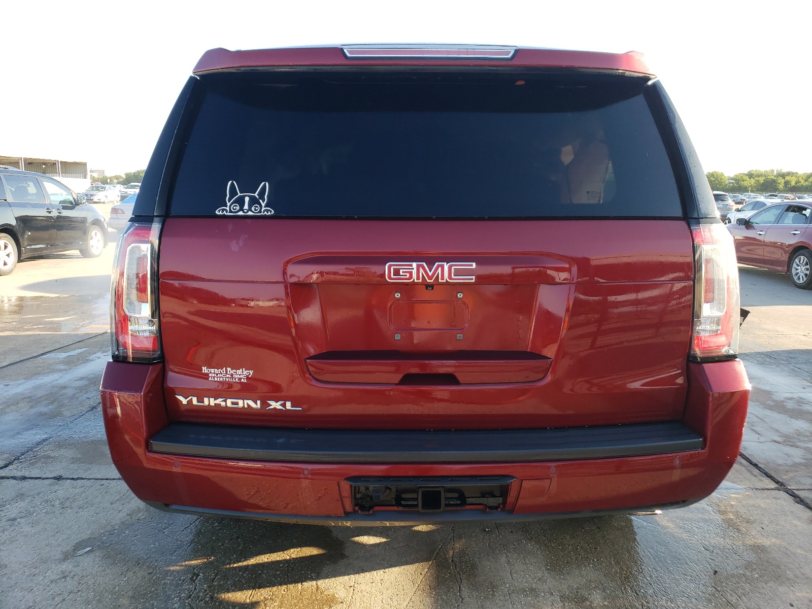 1GKS1GKC0JR383381 2018 GMC Yukon Xl C1500 Slt