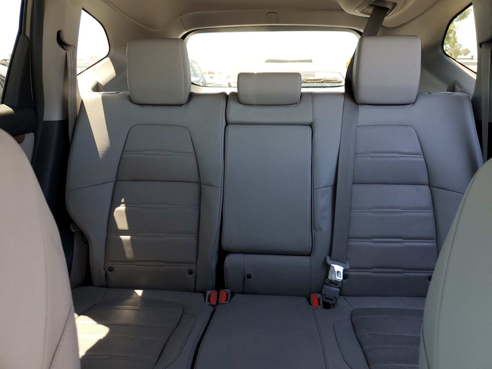 2HKRW1H82HH503677 2017 Honda Cr-V Exl