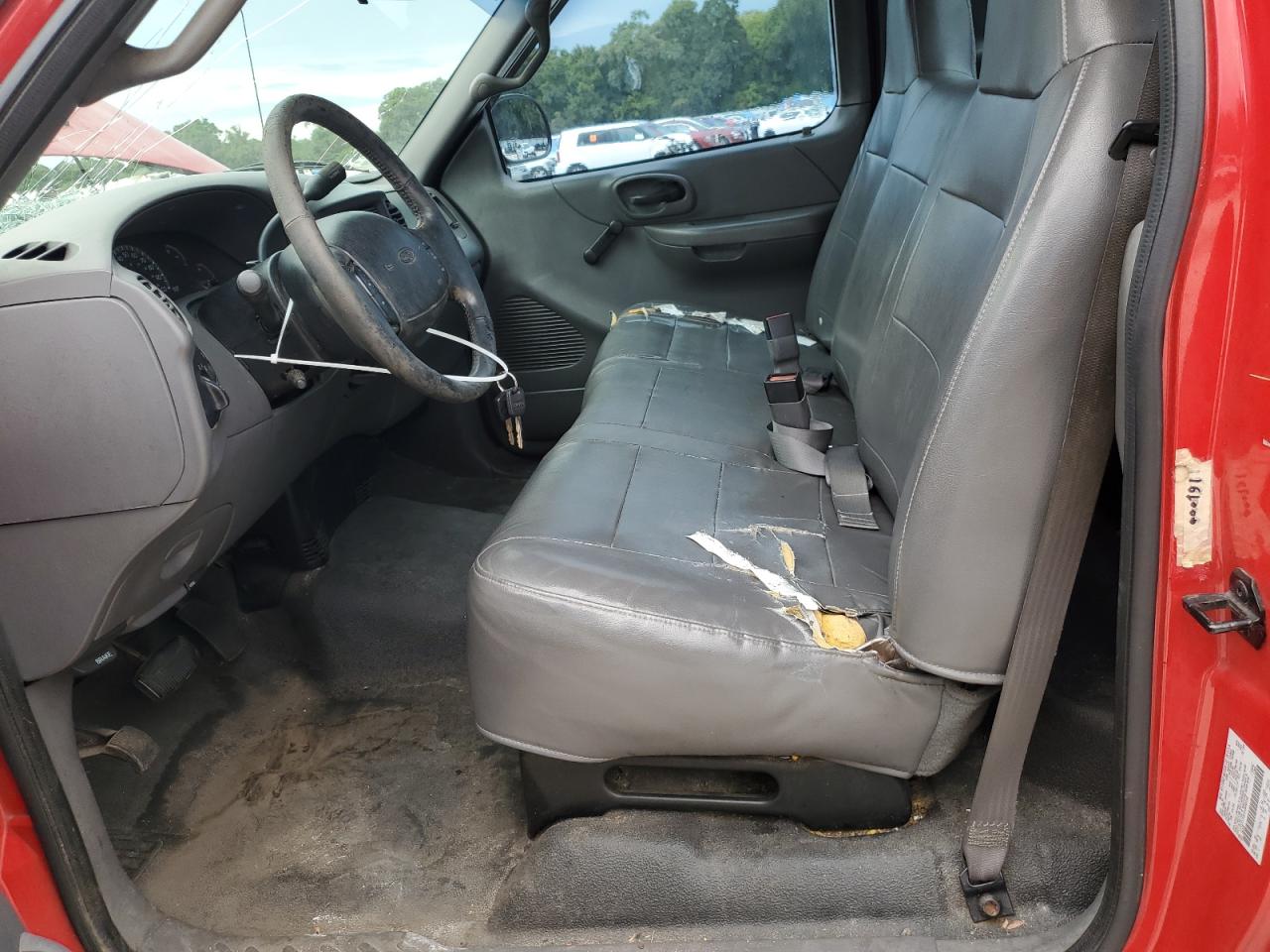 2001 Ford F150 VIN: 1FTZF17261NB08548 Lot: 64691774