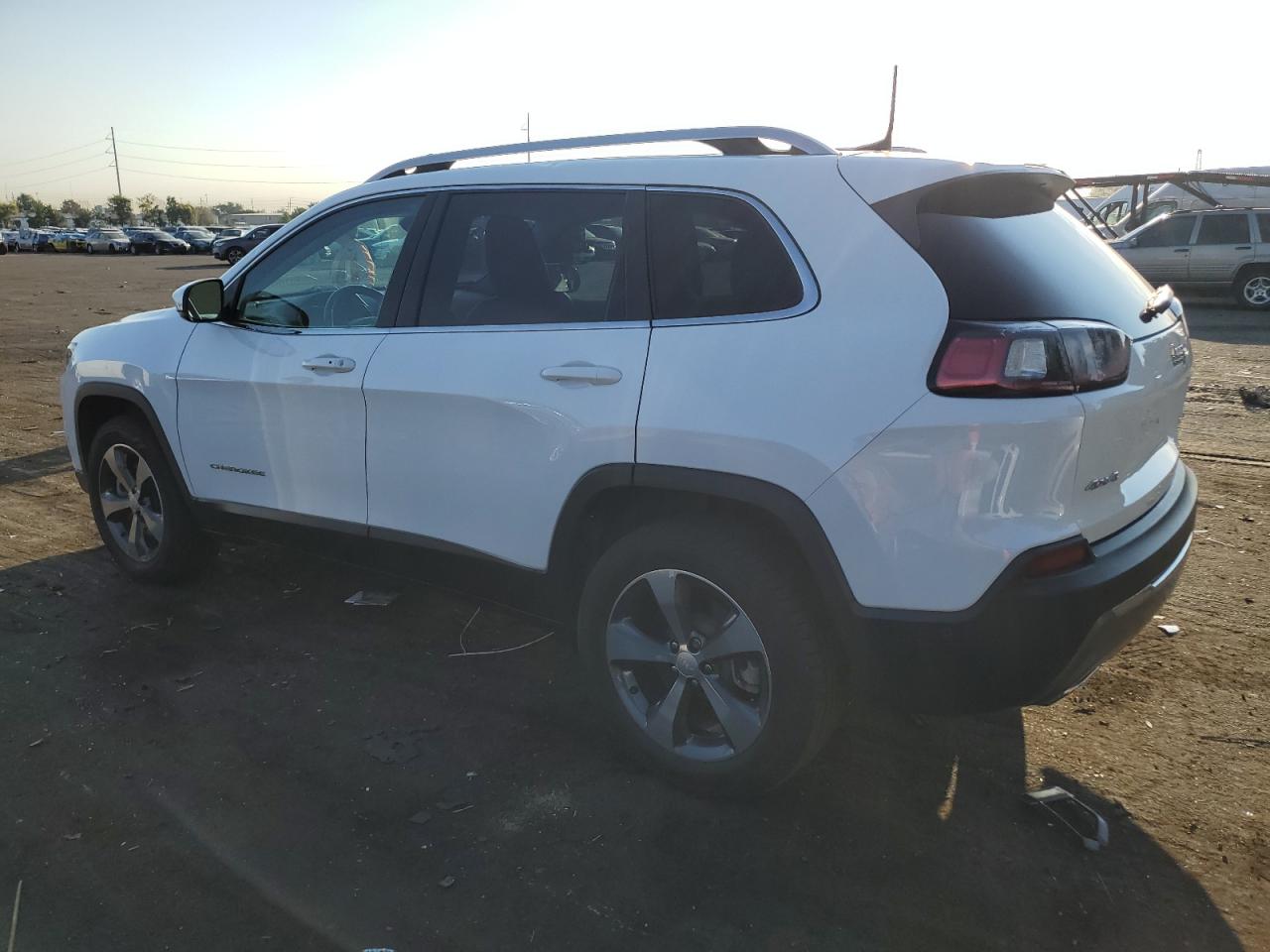 1C4PJMDN2KD238937 2019 JEEP GRAND CHEROKEE - Image 2