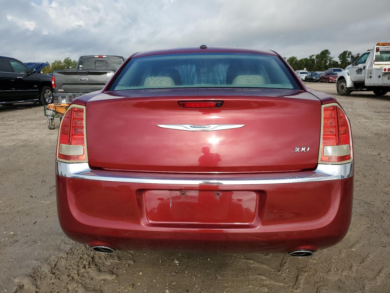 2011 Chrysler 300 VIN: 2C3CA4CG3BH572919 Lot: 63911874