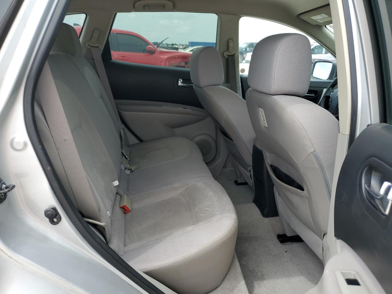 2013 Nissan Rogue S VIN: JN8AS5MT1DW042037 Lot: 64660744