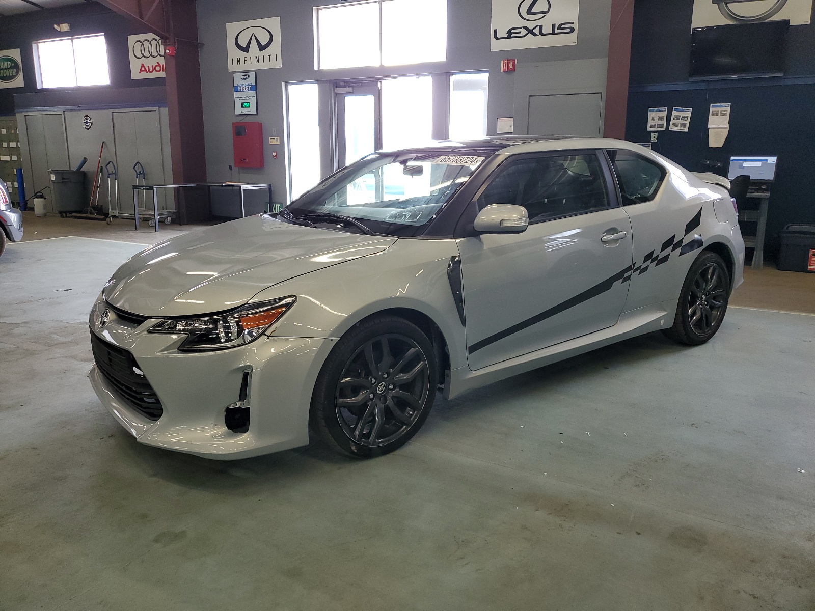 2014 Toyota Scion Tc vin: JTKJF5C72E3074446