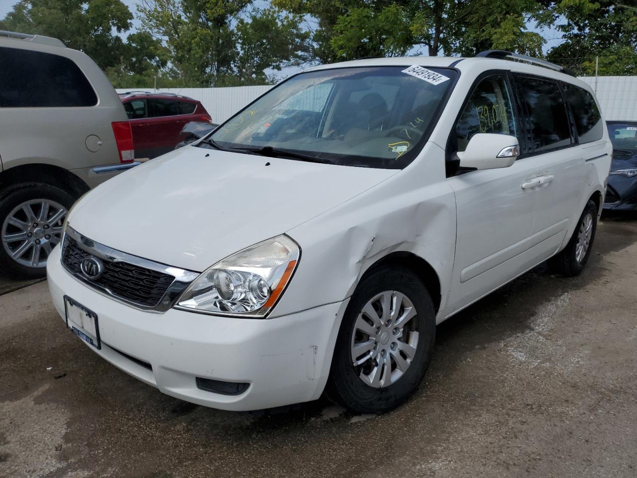 2012 Kia Sedona Lx للبيع في Bridgeton، MO - Front End